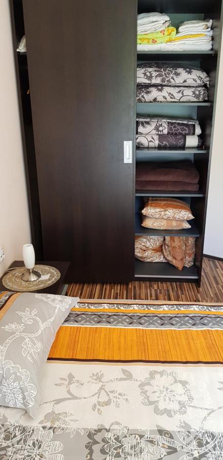 Apartment With Green Terrace Burgas Esterno foto
