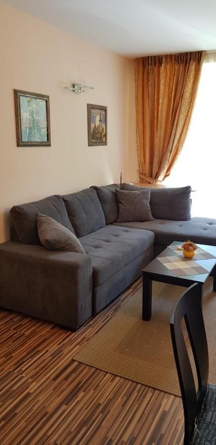 Apartment With Green Terrace Burgas Esterno foto
